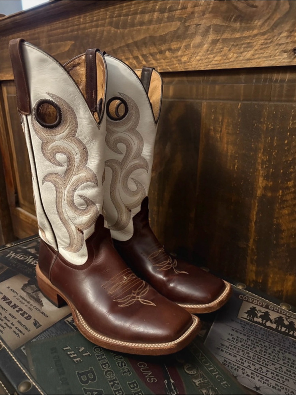 Men's Brown & White Western Pull-On Cowboy Boots with Embroidered Shaft
